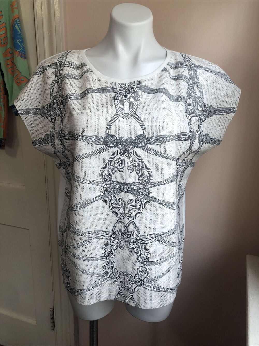 Zara Woman Rope Print Grey Cream Medium Short Sleeve T shirt Unfinished hem